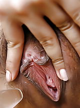 Hairy Vagina, Mintra Fang